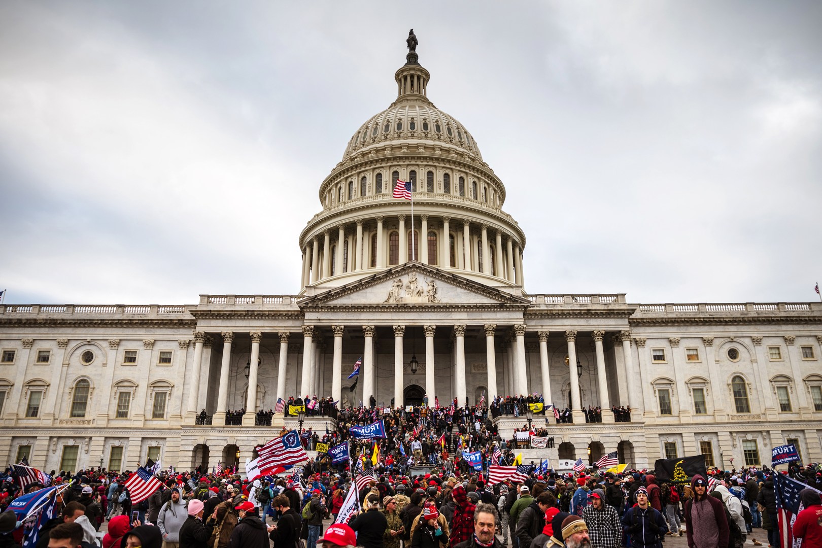 capitol-insurrection-photo-by-Alex-Gakos-shutterstock